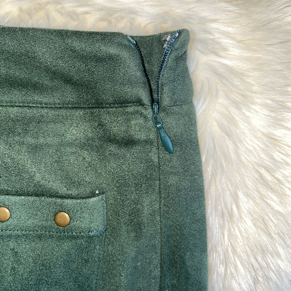 Moon River  Studded Faux Suede High Waisted festival Shorts Size L Hunter green - Picture 7 of 12